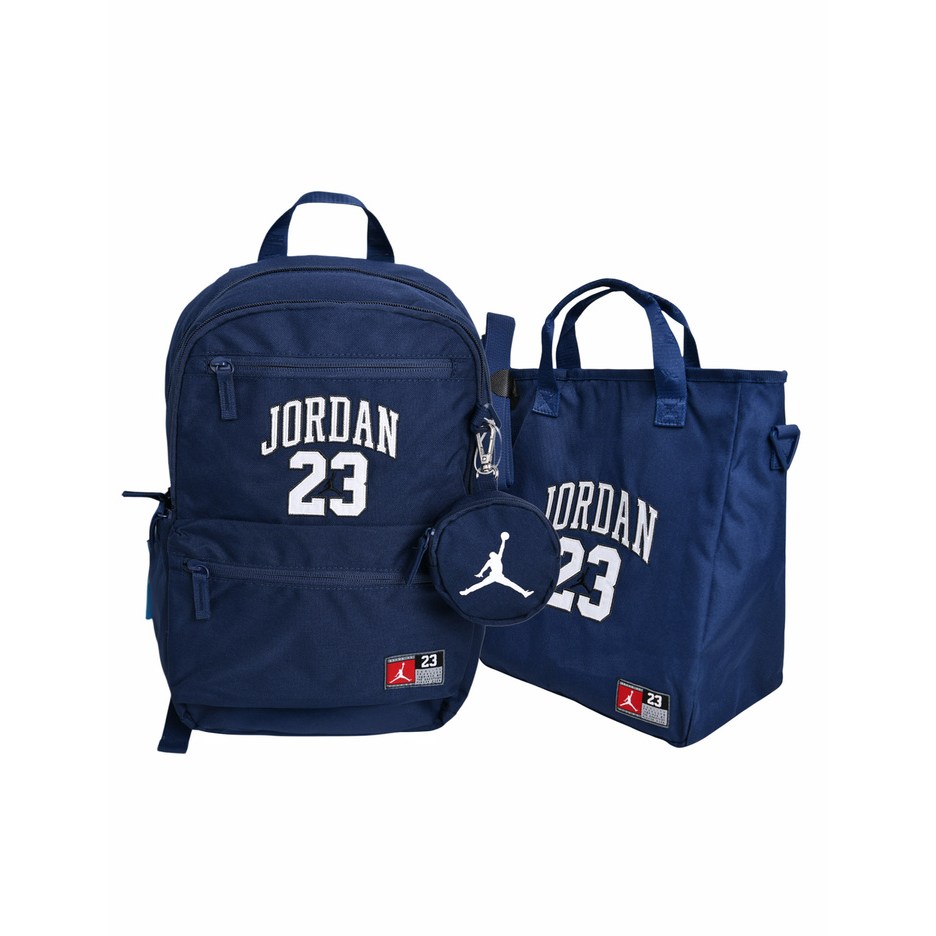 플레이키즈프로(NC수원터미널)신학기 책가방세트-저학년용과 고학년용 출시-바시티로고로 포인트를 준 조던키즈의  가벼운 책가방세트(N251EC246 446P-NA) 119,000원