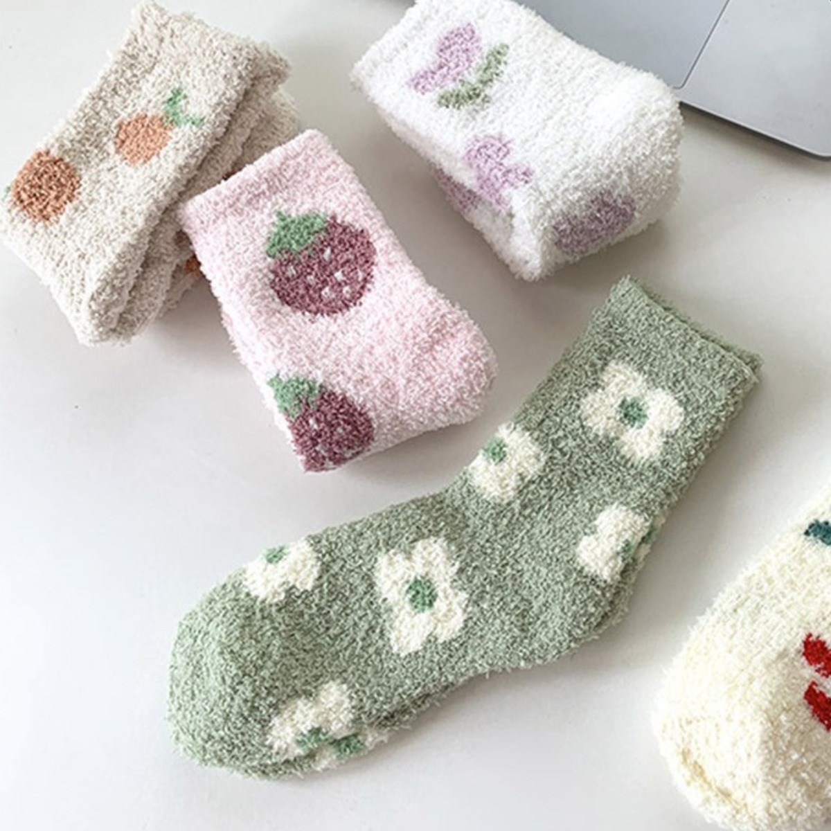 나나리빙 상큼 여성 임산부 무압박 수면양말 12,000원