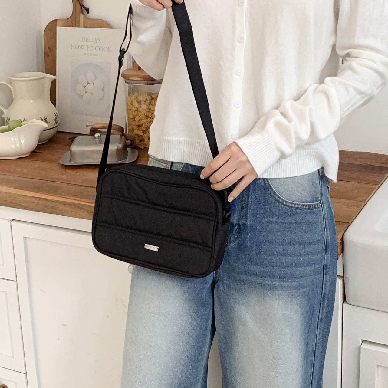 블랙야크 나일론 미니 크로스백 핸드폰 여권 여행 가방 40,900원