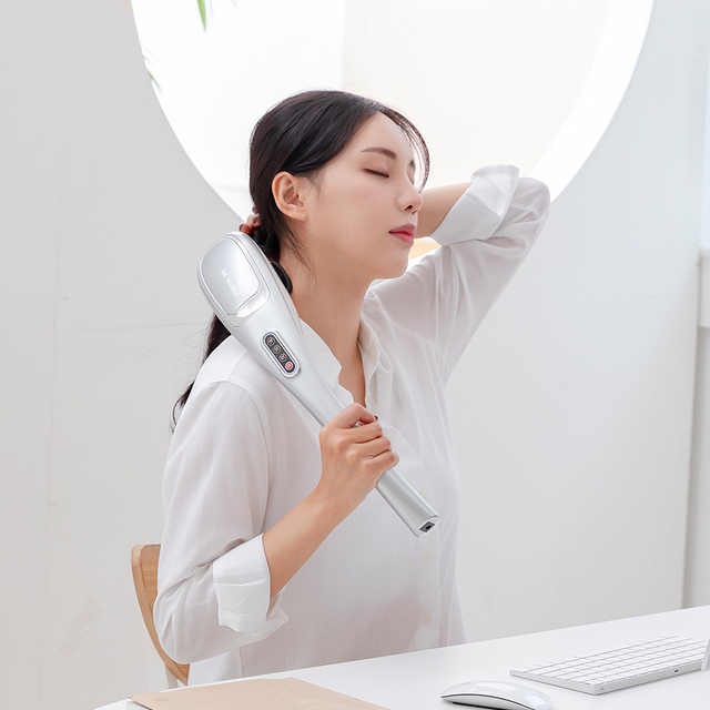 닥터웰 무선 목어깨마사지기 허리 복부 전신 롱 핸드 롱 마사지기 6종교체봉 59,900원