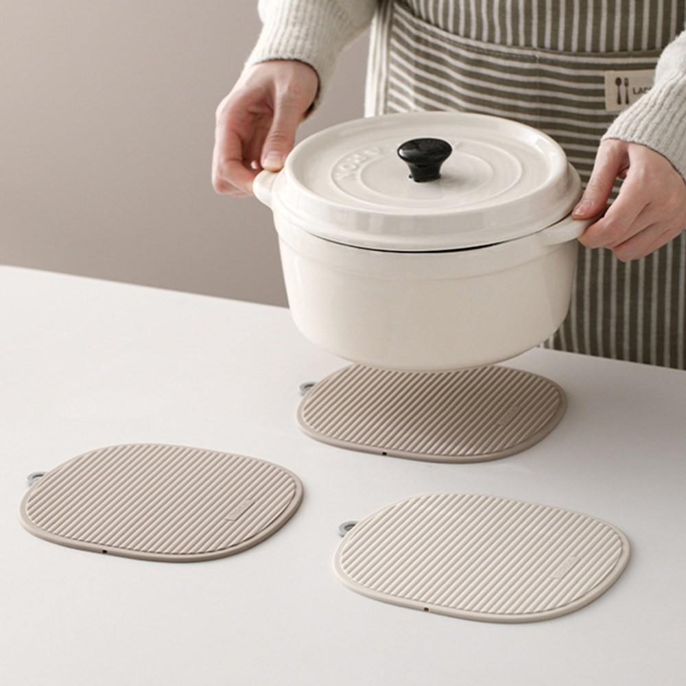 냄비잡는실리콘 후라이팬받침 물세척남비받침, 아이보리1P, 1개 5,970원