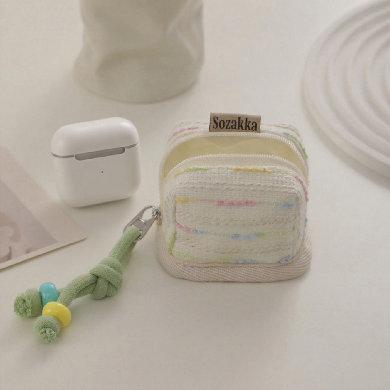 니렌스 컬러풀 에어팟 미니 파우치 이어폰 케이스, 화이트 13,400원