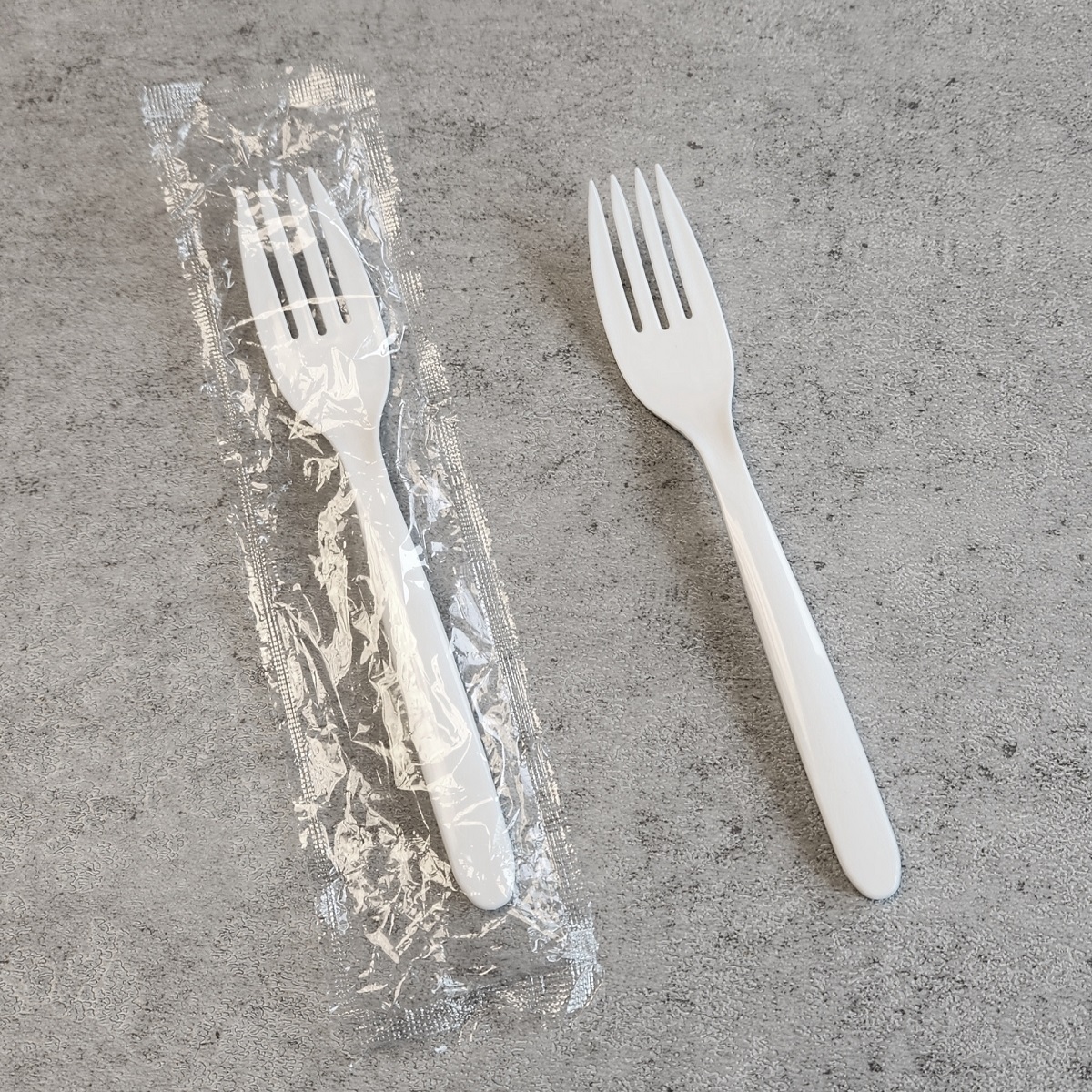 이로울생활 일회용 포크 화이트 개별포장 5,490원