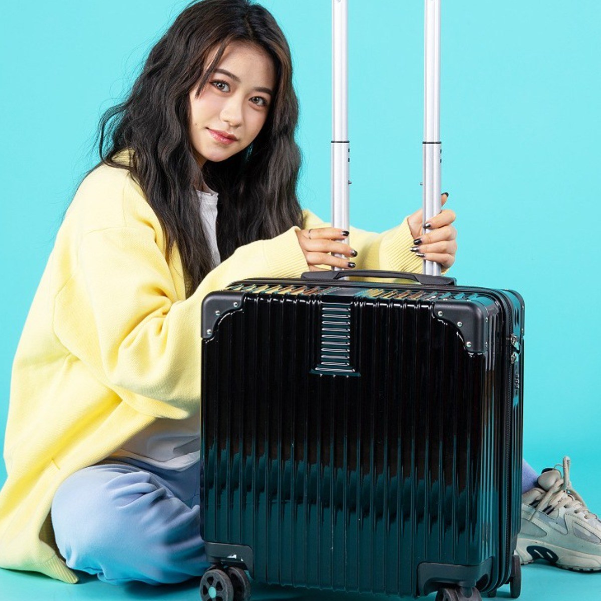 기내식 캐리어 여행용 튼튼한 18인치 미니 캐리어 49,700원