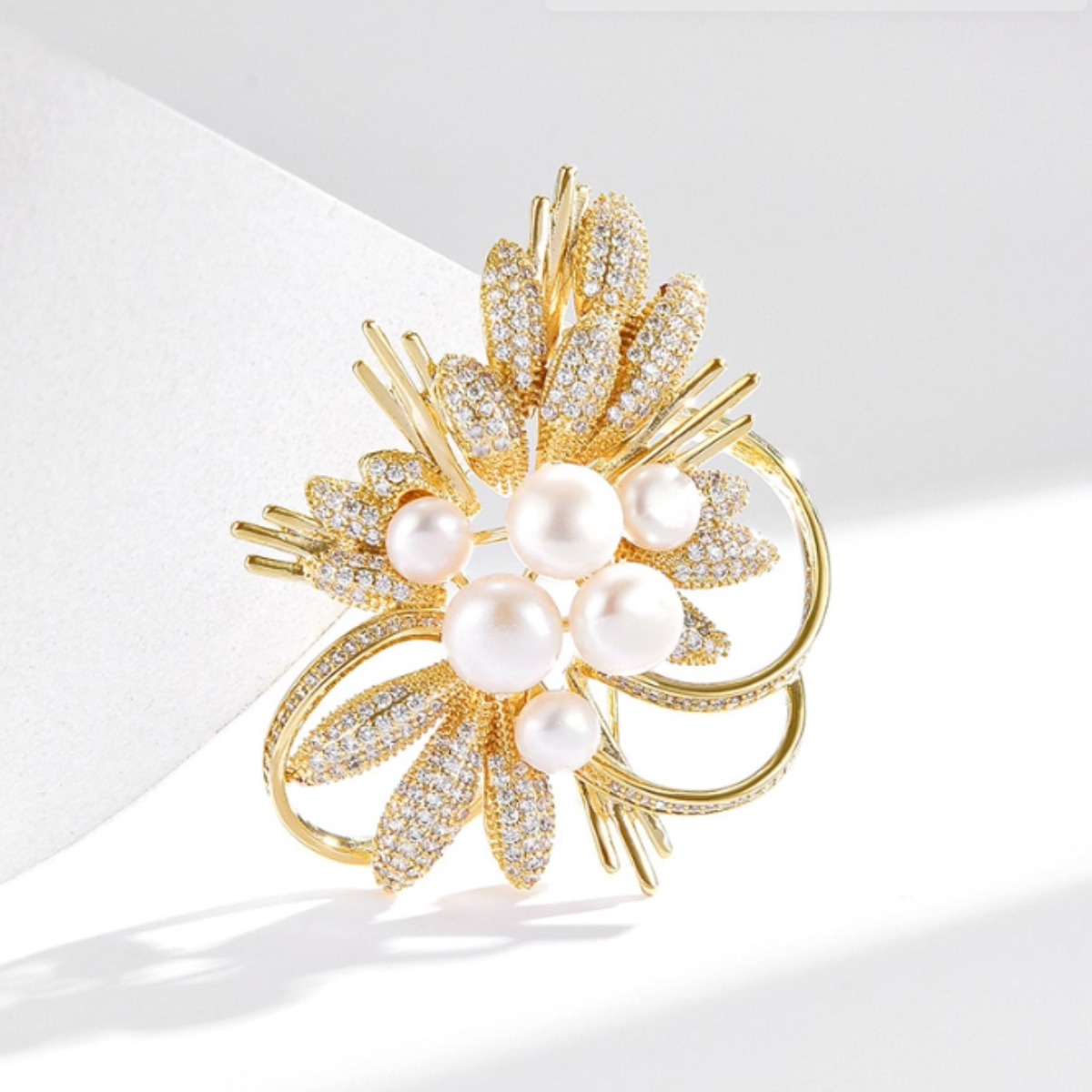 신형 고급스럽고 세련되며 우아한 꽃무늬의 정교한 높은 품격과 화려한 하이클레이프 여성 스커트, 셔츠 패치 액세서리 27,500원