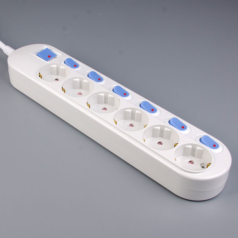 신성 국산 개별스위치 멀티탭 6구, 1.5m, 화이트, 1개 19,310원