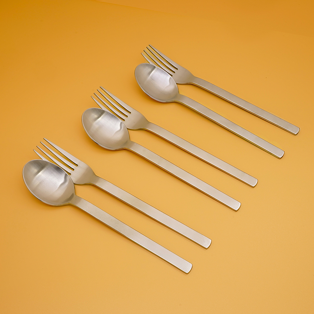 테이블아트 국산 스마트 디너 스푼 + 포크 세트 21,200원