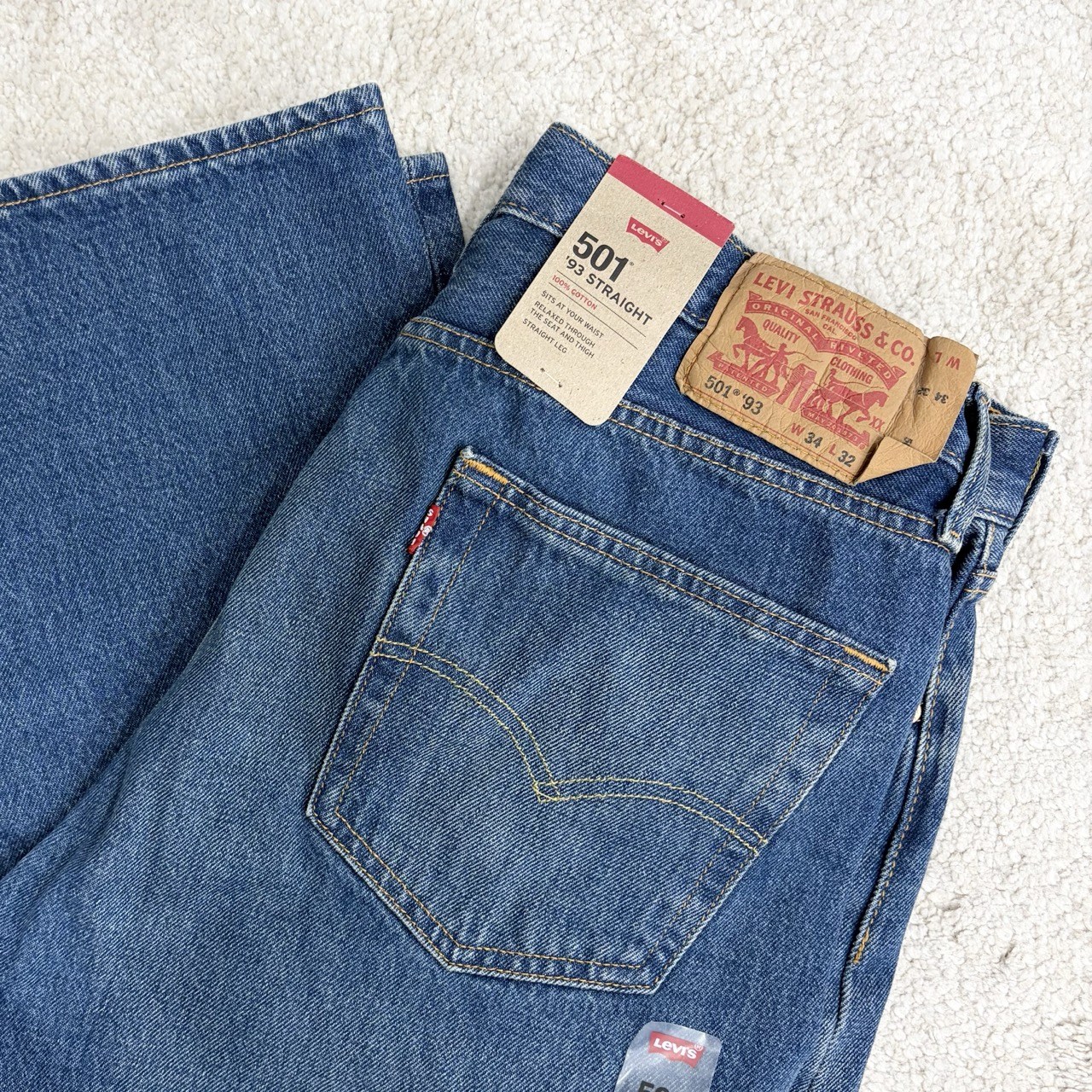 (국내매장판) 리바이스 남성 501 오리지널 스트레이트핏 버튼플라이 데님 진청 청바지 75,900원