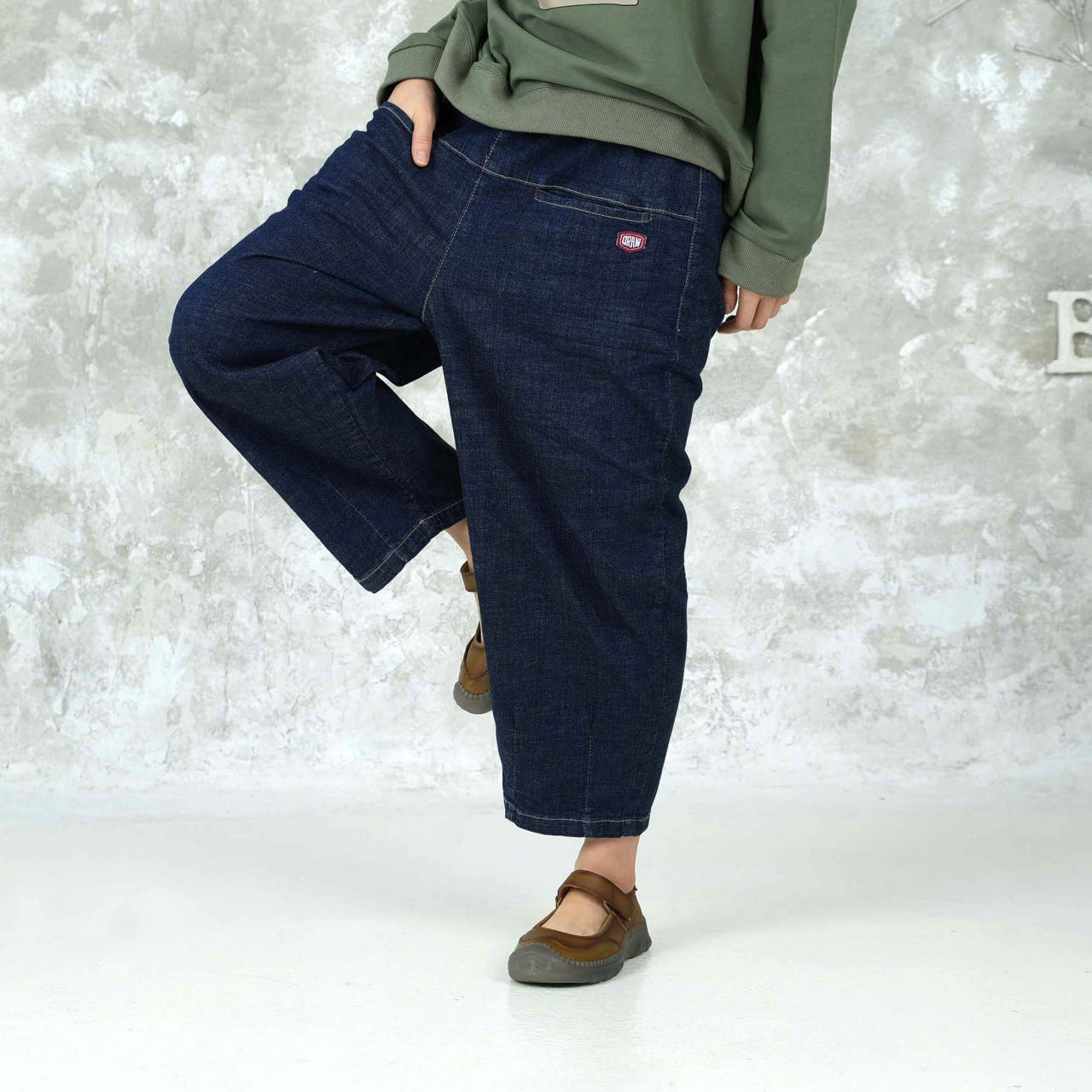 벅시루 노바디진 일자포켓 밑단다트 여성 봄가을 허리밴딩 스판 배기 청바지 446 59,600원