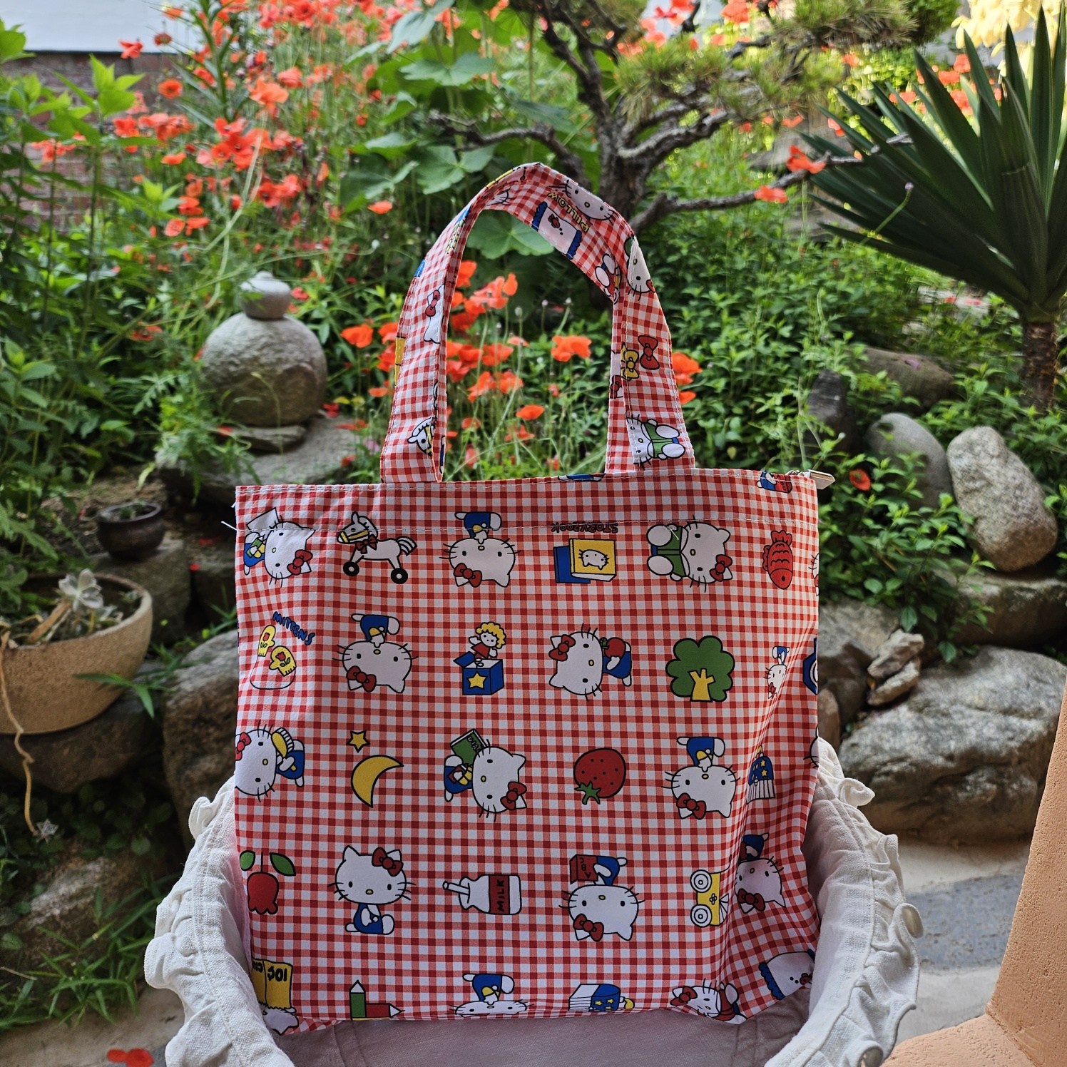 헬로키티 50주년 에코백 9,900원