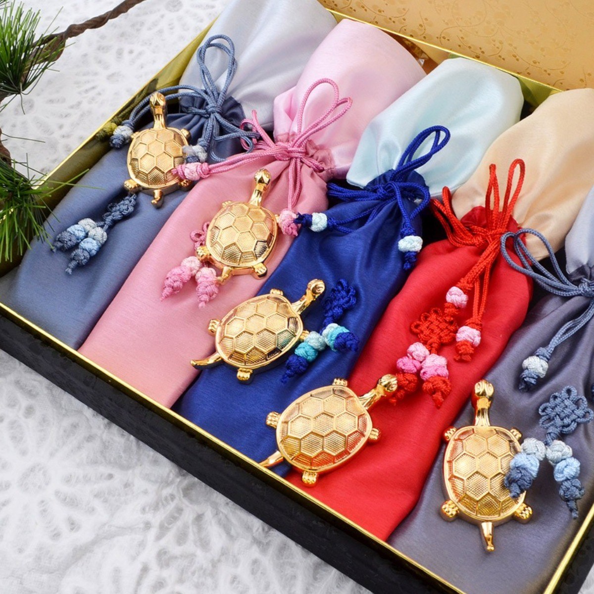 H.JIN NEW단청 티타늄금수저 홈세트/ 권사취임식선물 근속30주년선물 금수저상견례 돌답례품티타늄수저 미국인사돈수저세트 사돈결혼기념일 상견례사돈선물 244,000원