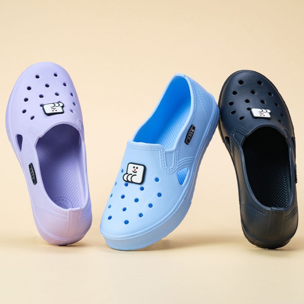 국산 최신 EVA 가볍고 편안한 아동 성인 실내화 미끄럼방지 발보호 실내화 학교 유치원 병원 환자용 발편한 기능성 실내화 13,900원