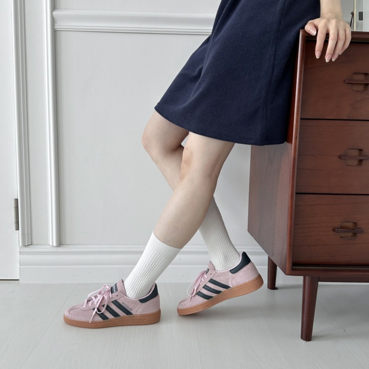 [국내정품/다음날배송] 아디다스 스페지알 핑크 스니커즈 운동화 여행 선물 자녀 클리어 발편한 데일리 캐주얼 단화 깔끔한 런닝화 CNAS 79,000원