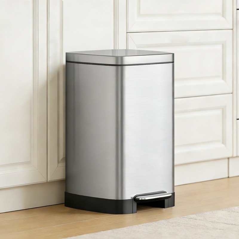 스테인리스 쓰레기통20리터 냄새차단쓰레기통 페달휴지통 스테인리스 쓰레기통 20호 주방 욕실 쓰레기 수거함 소형, 1개 우유 백색 무광 블랙, 모래 강철 66,980원
