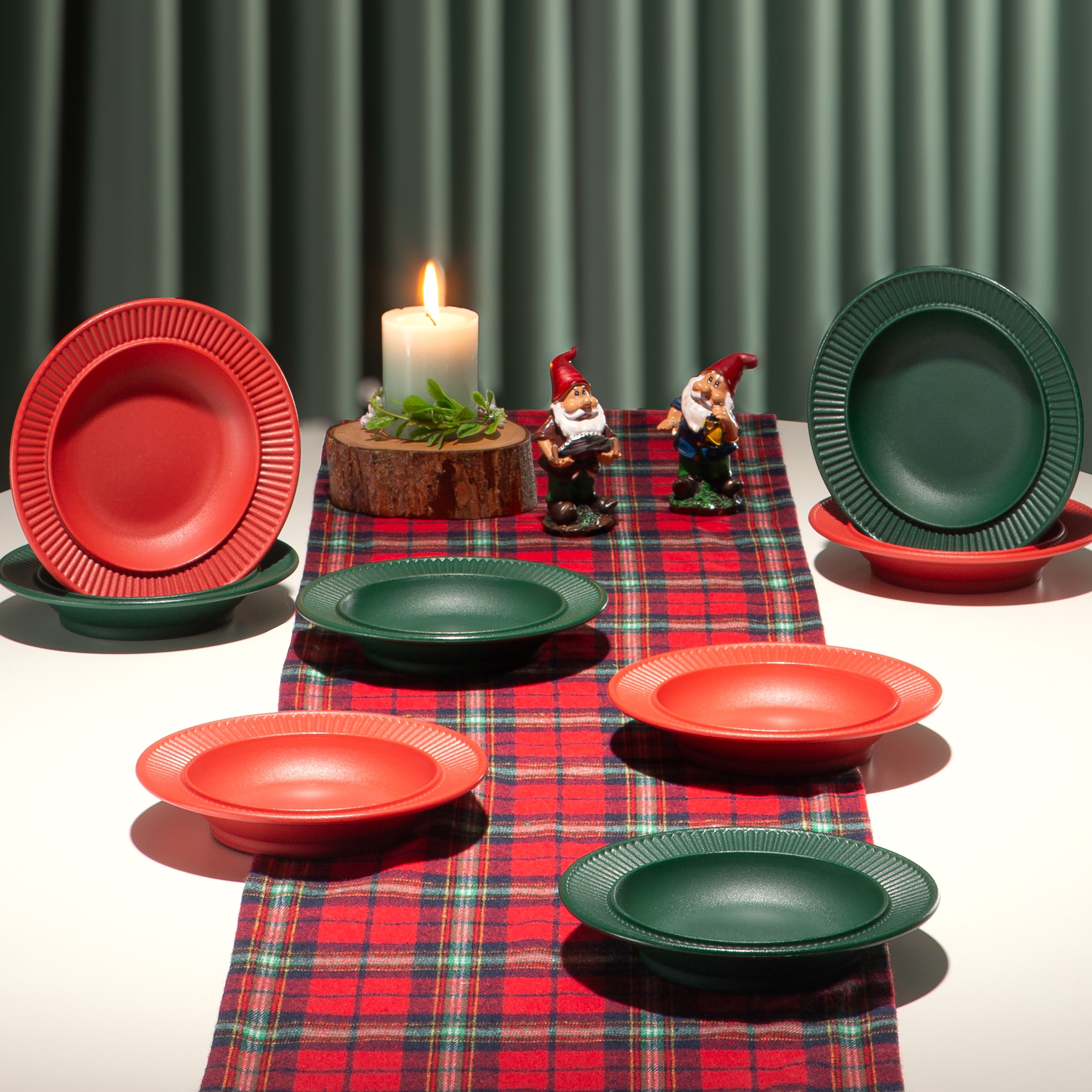 아띠홈 크리스마스 파티 접시 2종 x 4p 세트 S 13,900원