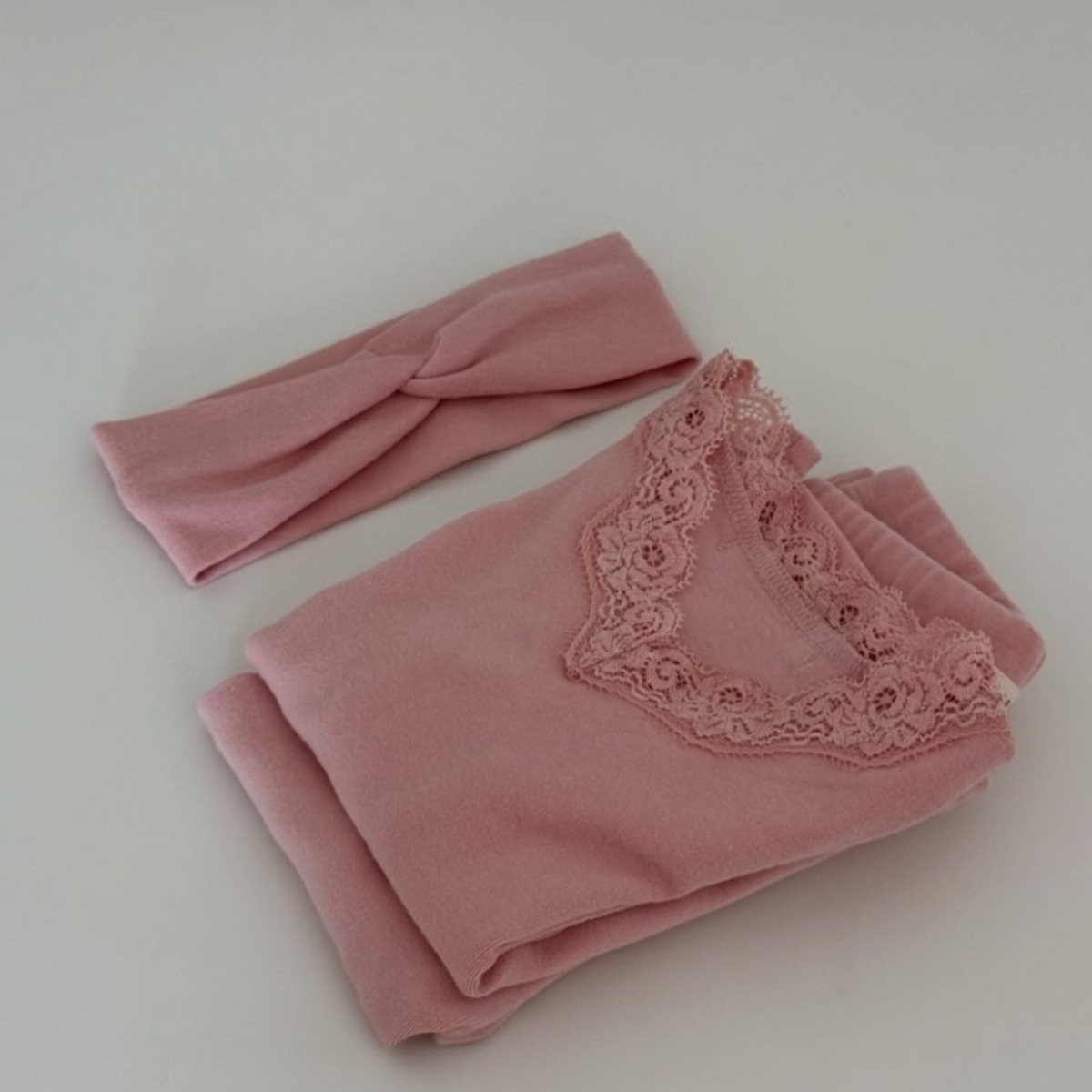 디어딜리 깜찍한 아기 내복+헤어밴드 세트 25,000원