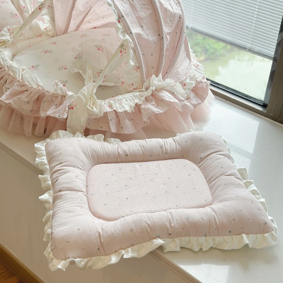 펫하우스 프린세스 하우스 레이스 탈착식 몰티즈 강아지 침대 사계절용 요람 49,500원