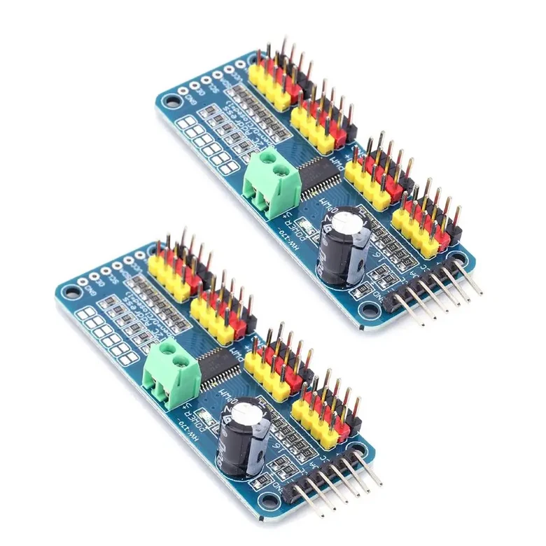 PCA9685 드라이버 모듈 IIC 인터페이스 16채널 12비트 PWM 서보 모터 드라이버 보드 컨트롤러 아두이노 로 17,500원