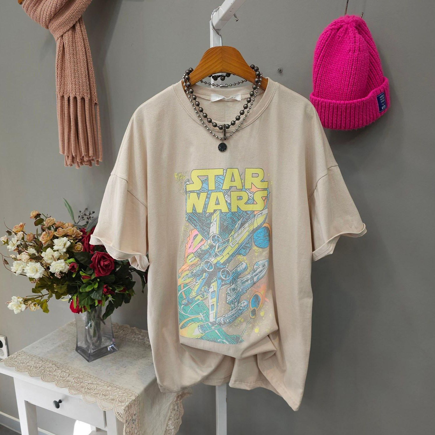 스타워즈 여성 오버핏 박스 면100% 라운드넥 반팔티셔츠 15,900원