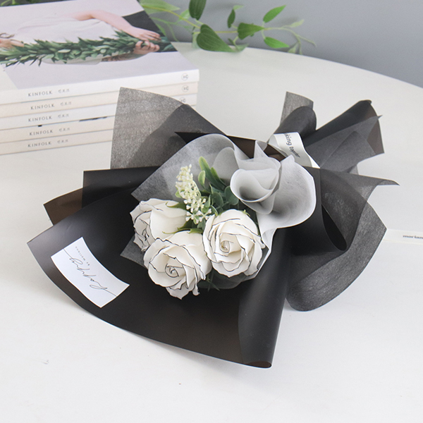 모리앤 조화 비누꽃 장미꽃다발 소 14,900원