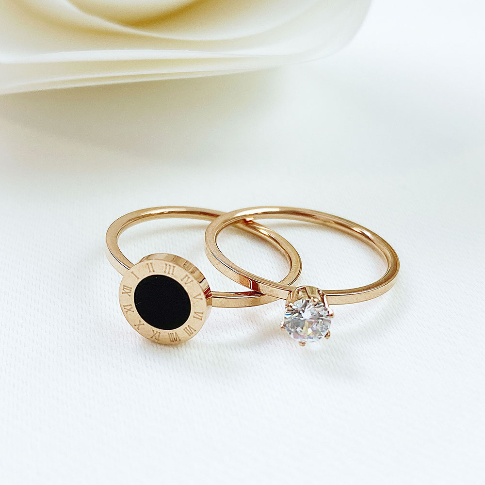 노이드비 여성용 써지컬스틸 오닉스블랙 로마숫자 큐빅반지 세트 15,900원