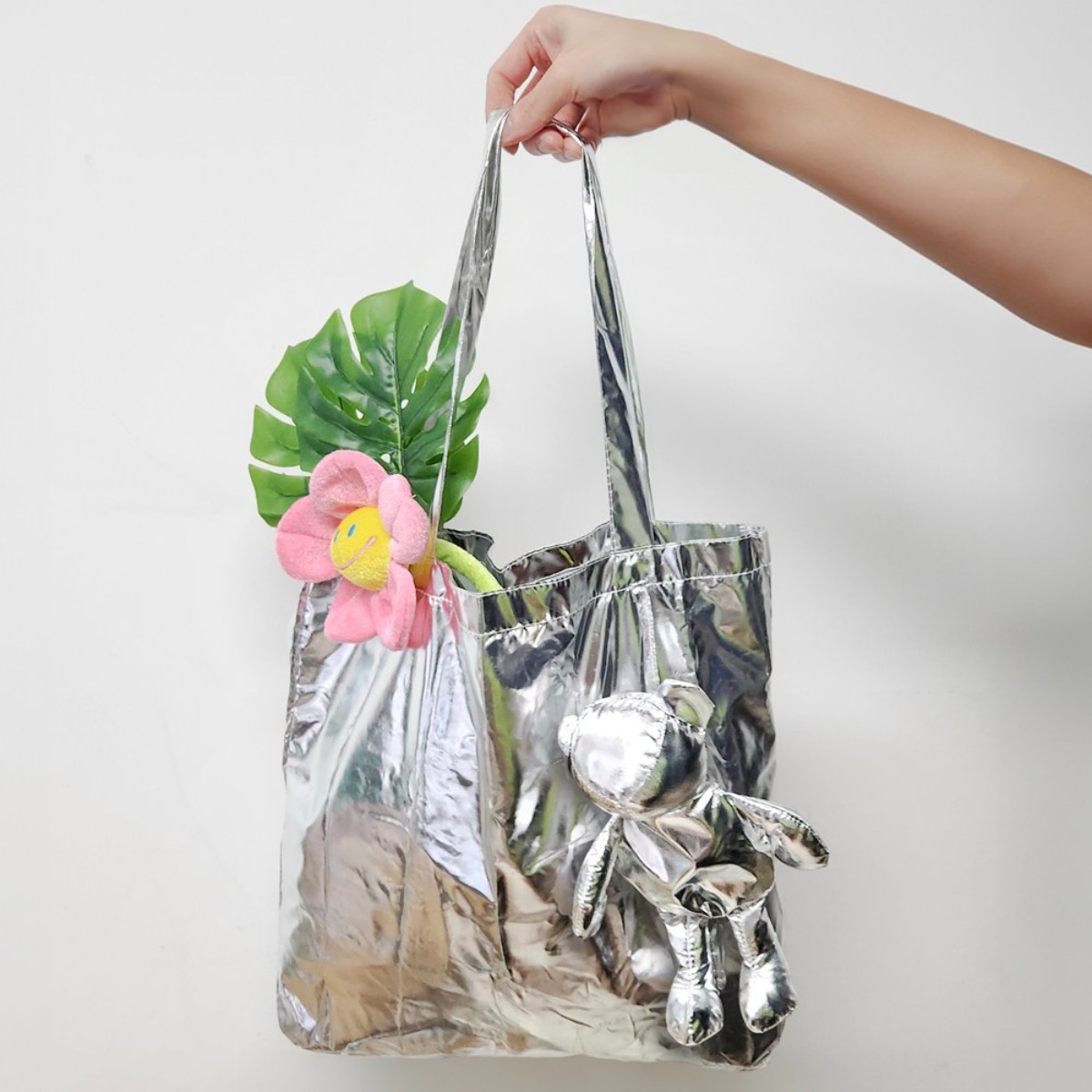 굿프 곰돌이 인형 키링 가벼운 휴대용 장바구니 에코백 17,800원