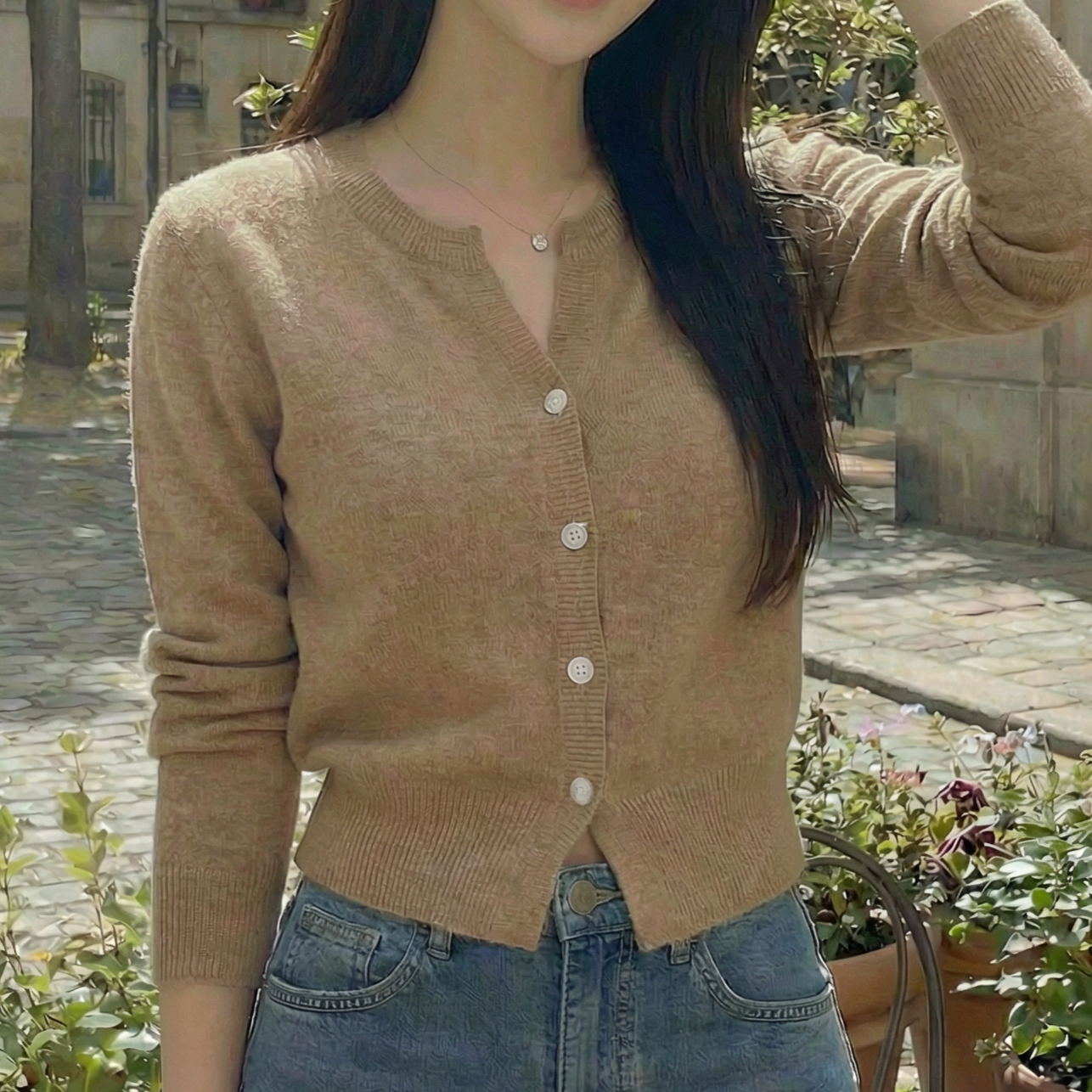 HAAGSHOP 여성 캐시미어 브이넥 가디건 여리핏 데일리 니트 봄 가을 출근룩 28,400원