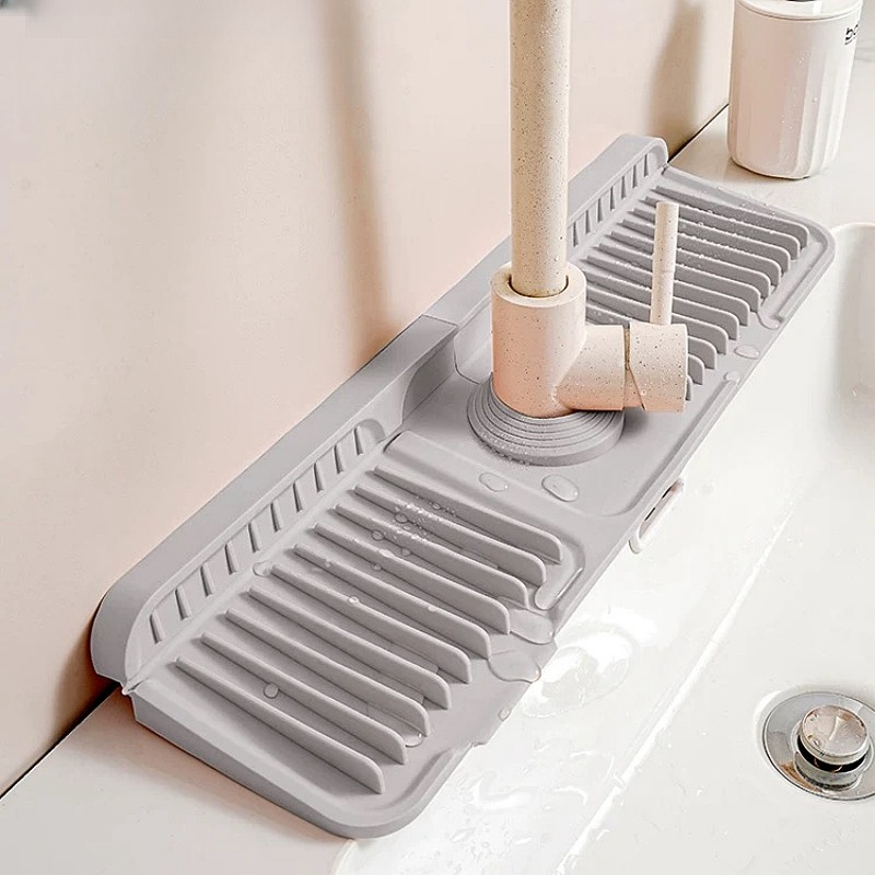 큐엔유 싱크대 실리콘 물빠짐 패드 세면대 수전 곰팡이 방지 배수 매트, 그레이, 1개 11,000원