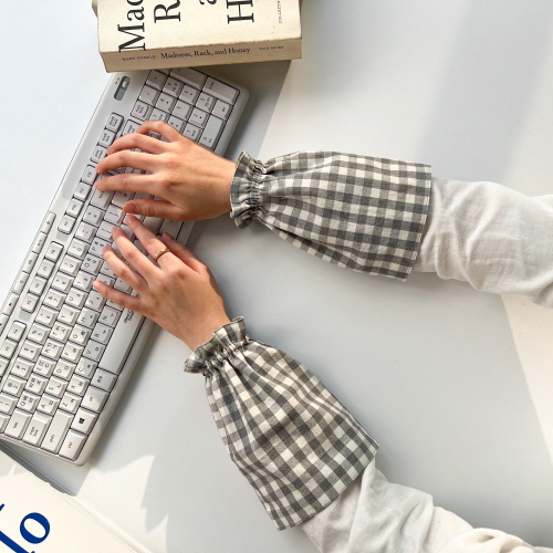 양면 반토시 면토시 체크 단색 손목 핸드메이드 예쁜 사무실 키보드 사무용 팔토시 작업용 미술용 공부용 네일샵 미용 11,880원
