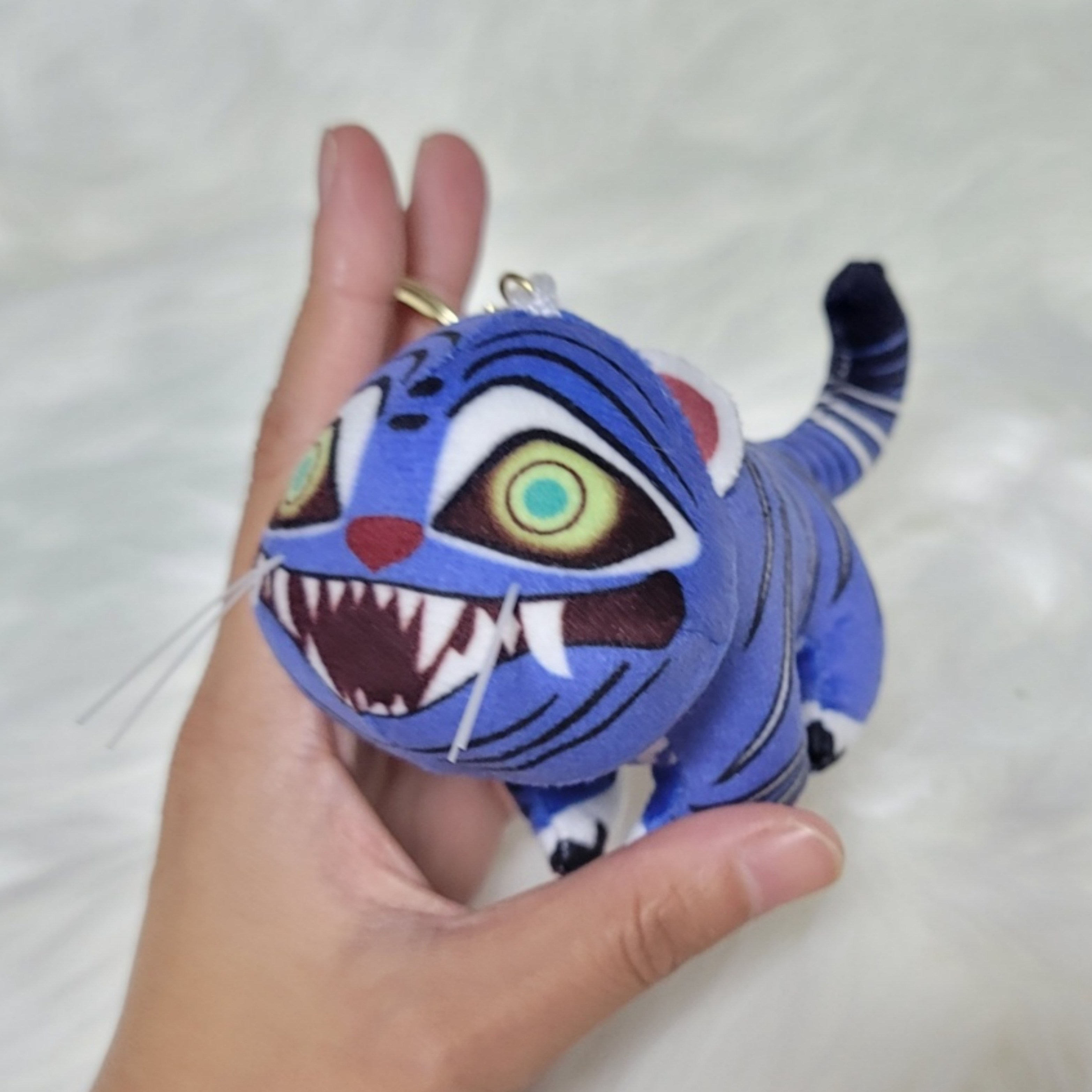 한손에 들어오는 파랑 호랑이 패브릭 소재 키링 책 가방 자동차 키홀더 캐릭터 키체인 9,900원