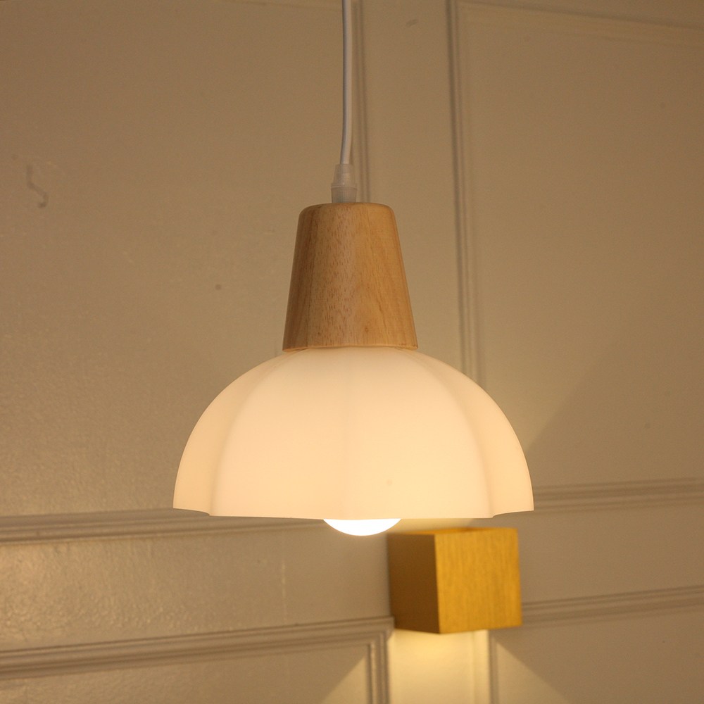 큐티 글래스 우드 인테리어 식탁등 포인트 펜던트 조명 65,000원