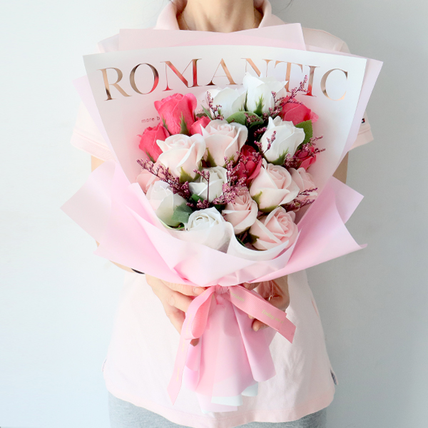 모리앤 비누꽃 로맨틱 프리저브드 장미 20송이 꽃다발, 로맨틱핑크, 1개 25,000원