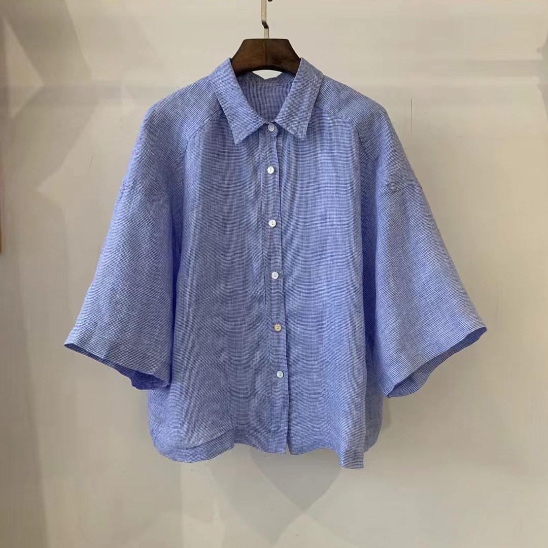 퀸앤조이 여성 여름 빅사이즈 린넨 100% 블라우스 린넨의 계절 미오제 뒷버튼 잔체크 셔츠 75,000원