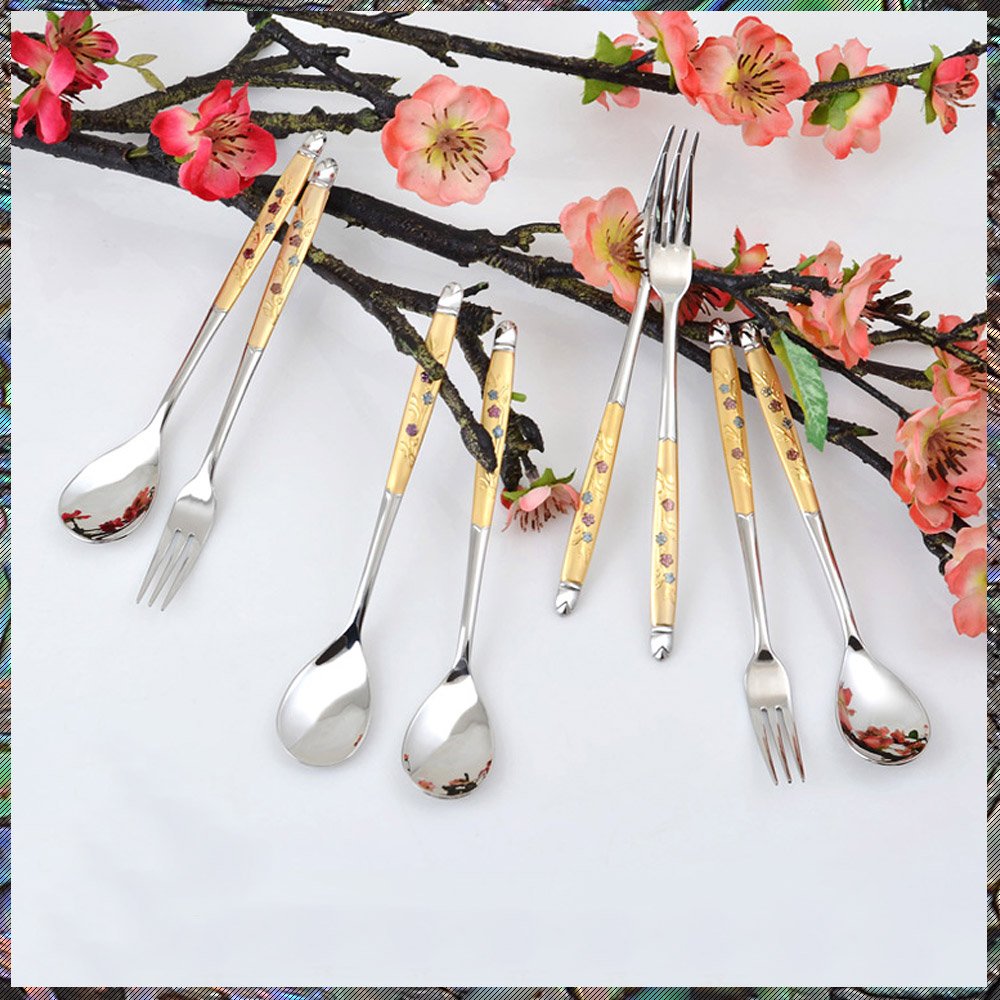 H. JIN현진 VIP단아매화 금티스푼티포크 8p세트+포장/ 정년퇴임인사 결혼인사선물 신혼수저세트 외국인결혼선물 은혼식선물 명예퇴직선물 고급답례품, 8세트, 티스푼세트 56,000원