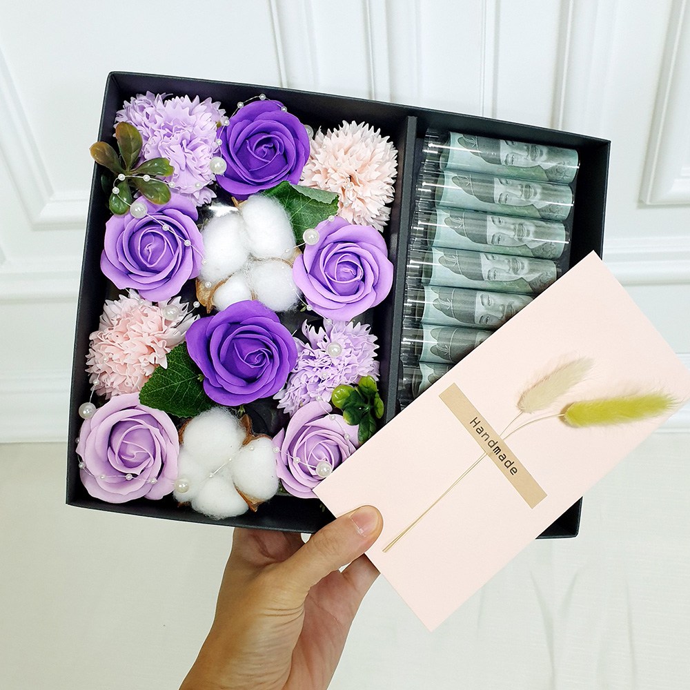 러블리팜 조화 로얄 라그라스 용돈박스, 퍼플 22,000원