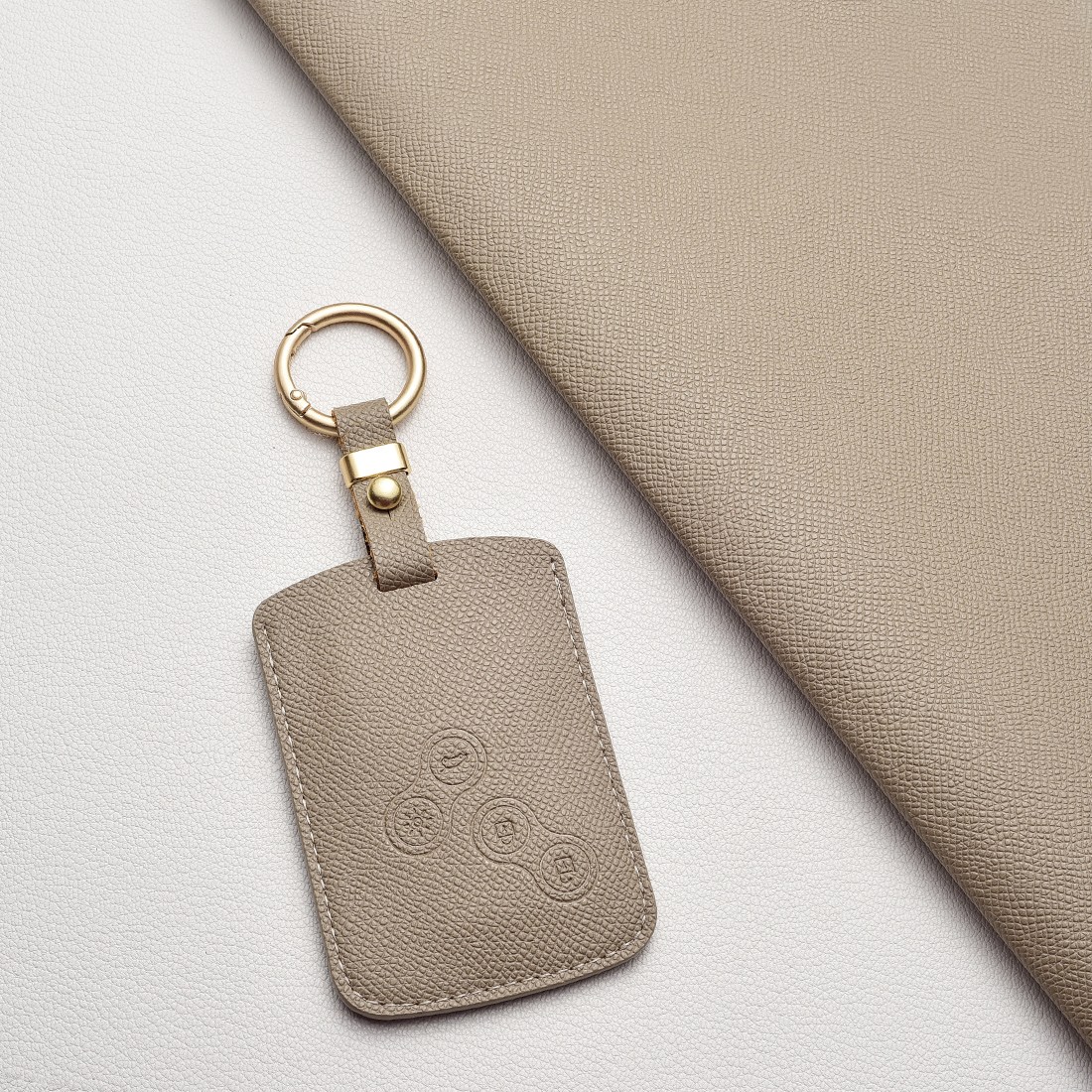 르노삼성 천연 소가죽 스마트키 커버 케이스 C타입 호환 SM3/뉴SM3/SM5/SM7/QM3/QM5/라구나/CLIO 등 차량용 키홀더, 르노 C 타입, 에토프그레이 15,900원