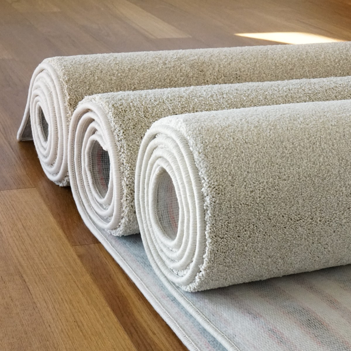 벨기에 AW 수입카페트 비바 거실러그 4색상 (사계절,고밀도) 530,000원