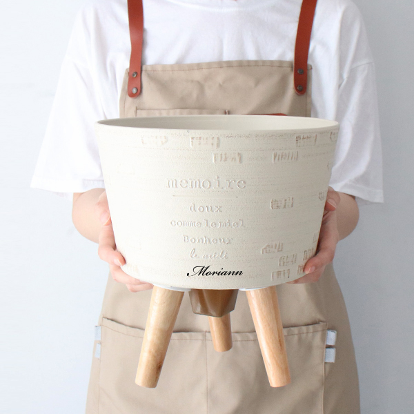 모리앤 메모리 빈티지 우드다리 플라스틱 화분 22,800원