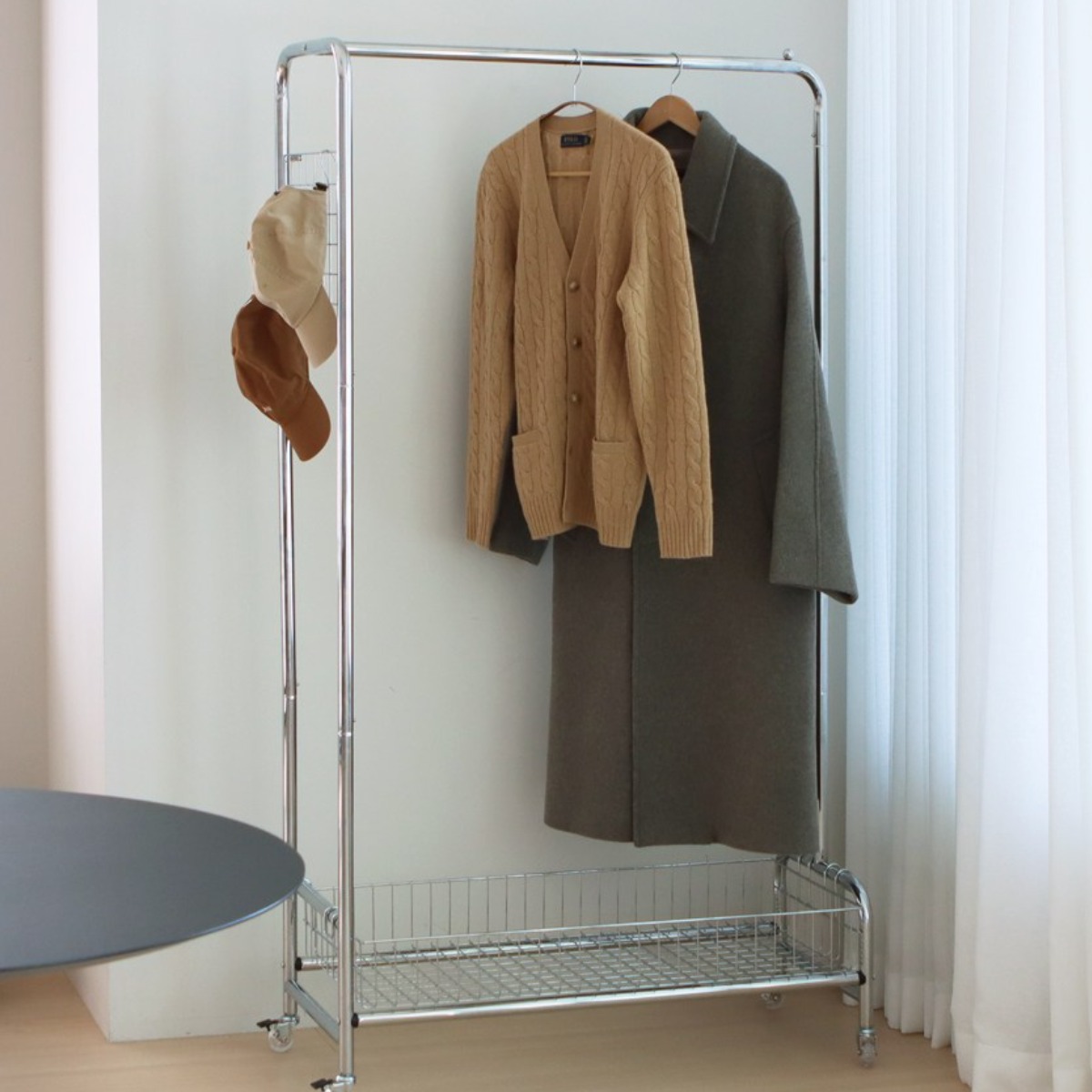 하우스플랜온 미드센츄리 트롤리 행거 이동식 선반 수납장 (650/950 사이즈) 99,000원