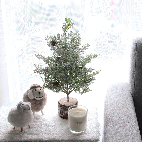 모리앤 얼음 눈꽃트리 + 양 인형 2종 + 안개등 10구 + 사각러그 세트 25,800원