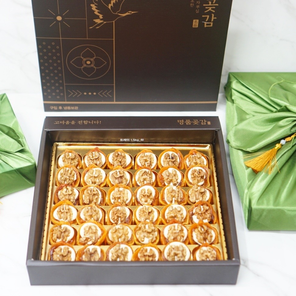 [산지직송 보자기포장] 상주 마음담은 황실곶감 프리미엄 대과 반건시 설 명절 선물세트 크림치즈 호두 곶감말이 125,700원