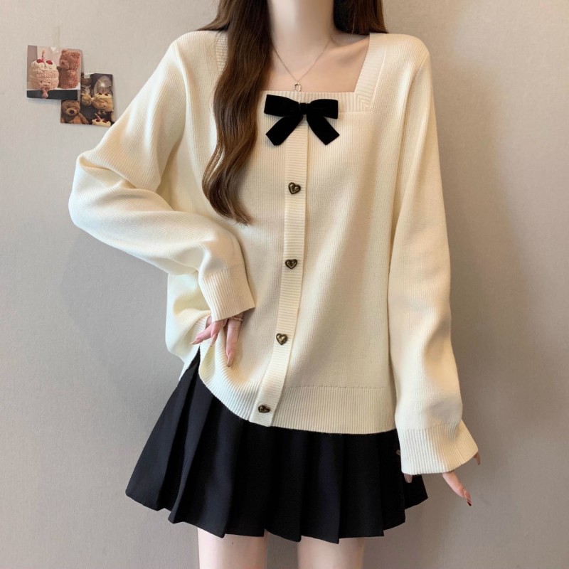 여성 봄 가을 빅사이즈 슬림핏 크롭 티셔츠 독특한 나비 리본 장식  베이직한 니트 티셔츠로 체형 커버 긴소매 19,800원