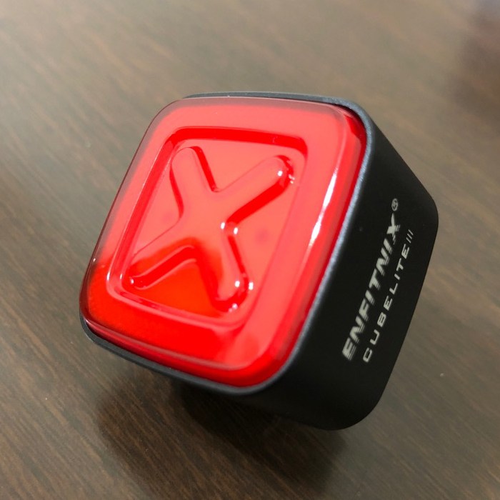 엔피트닉스 나비 800K 스마트 자전거 전조등 / 배터리 1+1 구성 28,500원