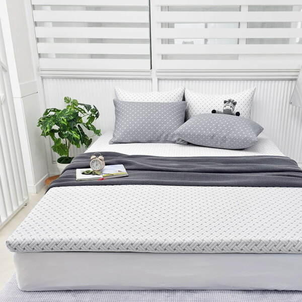 [베드앤데코] [당일출고] 크로스 트리플 라텍스 매트리스커버 SS/5cm 40,000원