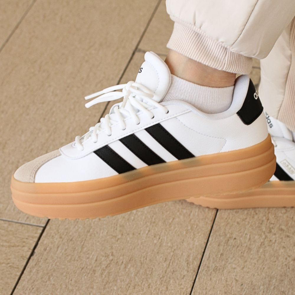 아디다스 여성 VL 코트 볼드 플랫폼 데일리 스니커즈 IH3083 79,600원