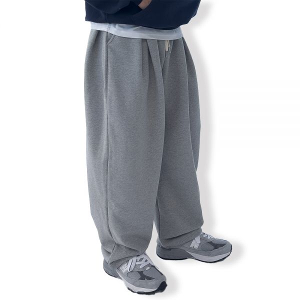 파시엔시아 와이드 더블윈턱 벌룬팬츠 2컬러 루즈핏 통큰 편한 고무줄 집에서입는 긴 면바지 83,100원