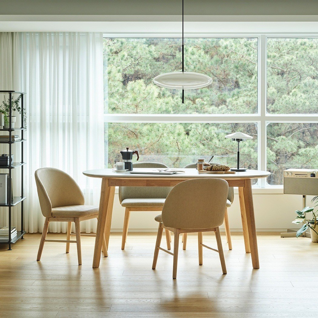 한샘 도노 내추럴 세라믹 와이드4인 타원식탁세트 (컴피의자4 포함) 1,027,000원