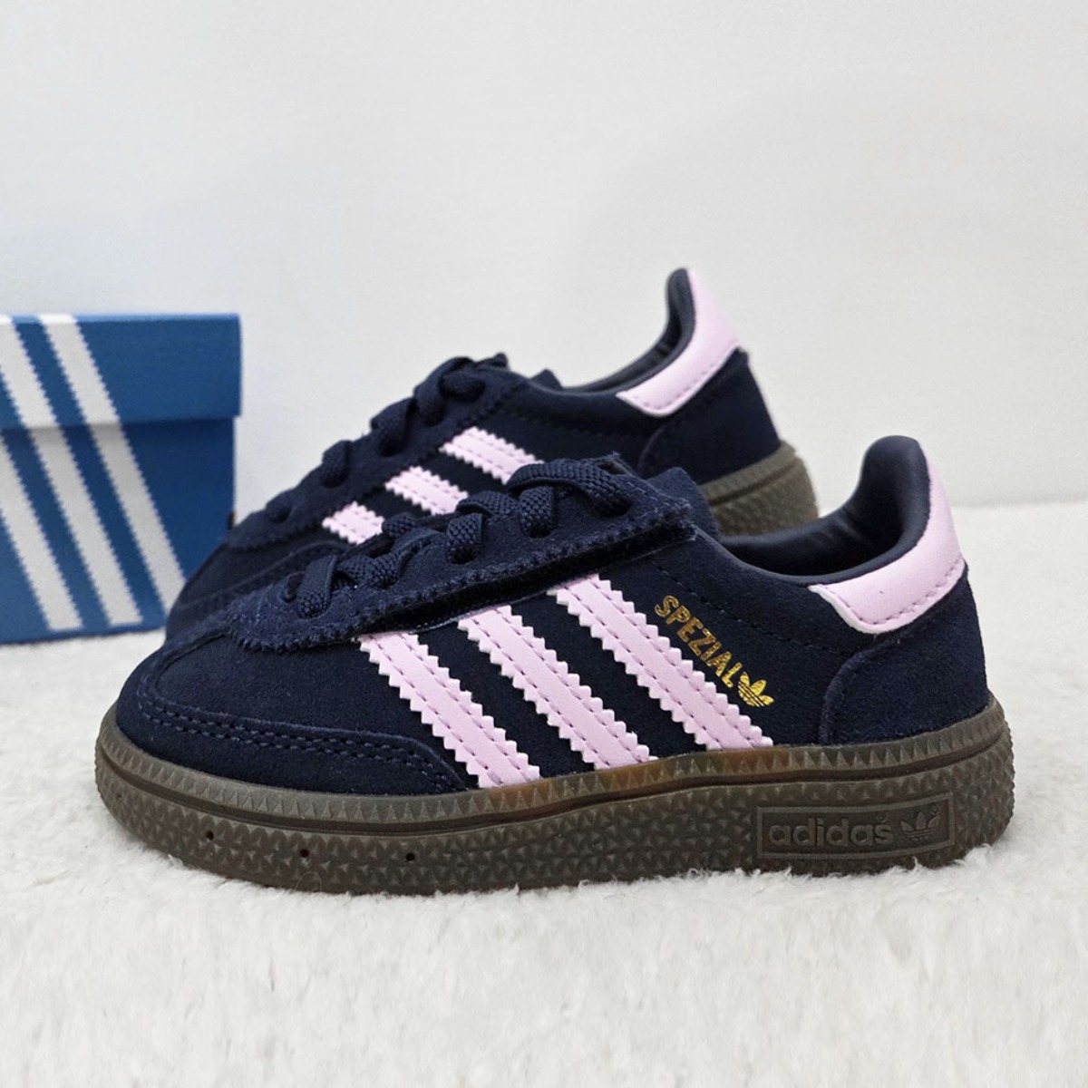 아디다스 베이비 스페지알 운동화 유아 찍찍이 걸음마신발 돌아기 선물 62,000원