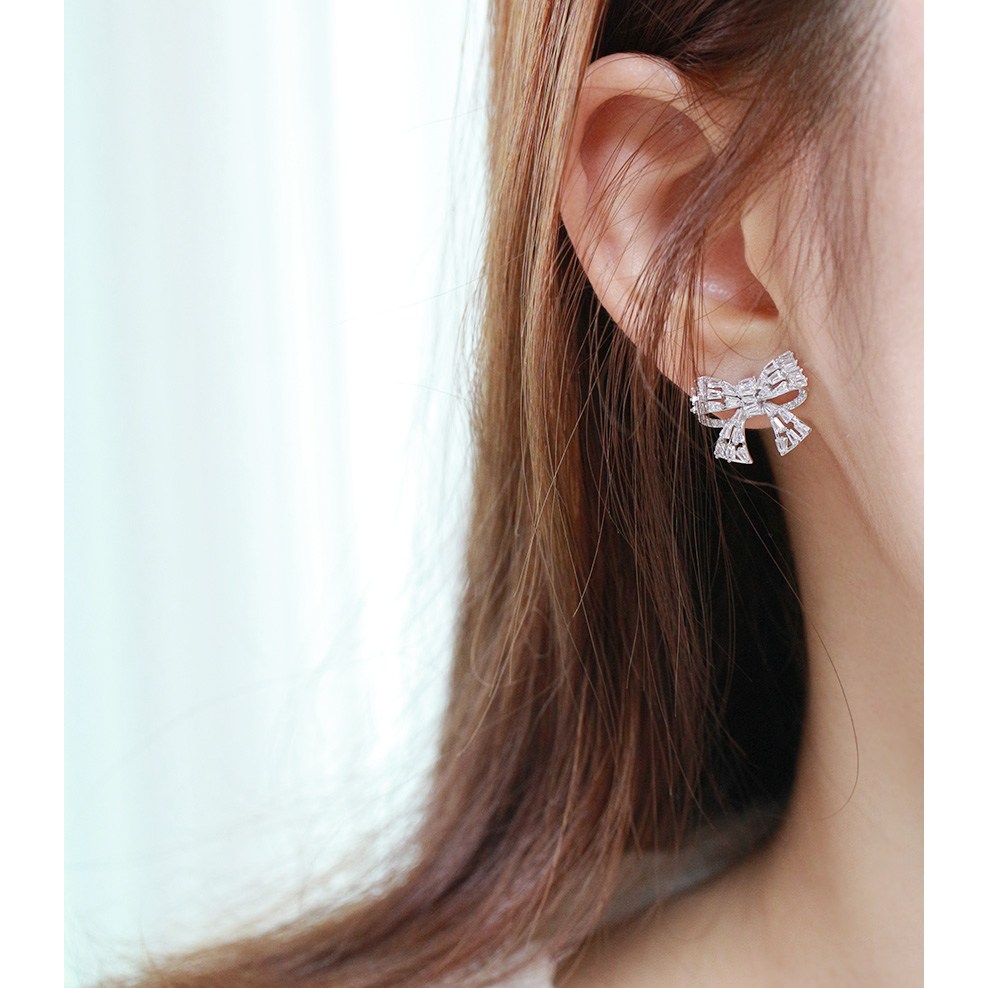 샌프란제이 실버925 은침 프리미엄 큐빅 러블리 리본 귀걸이 14k 도금 27,000원