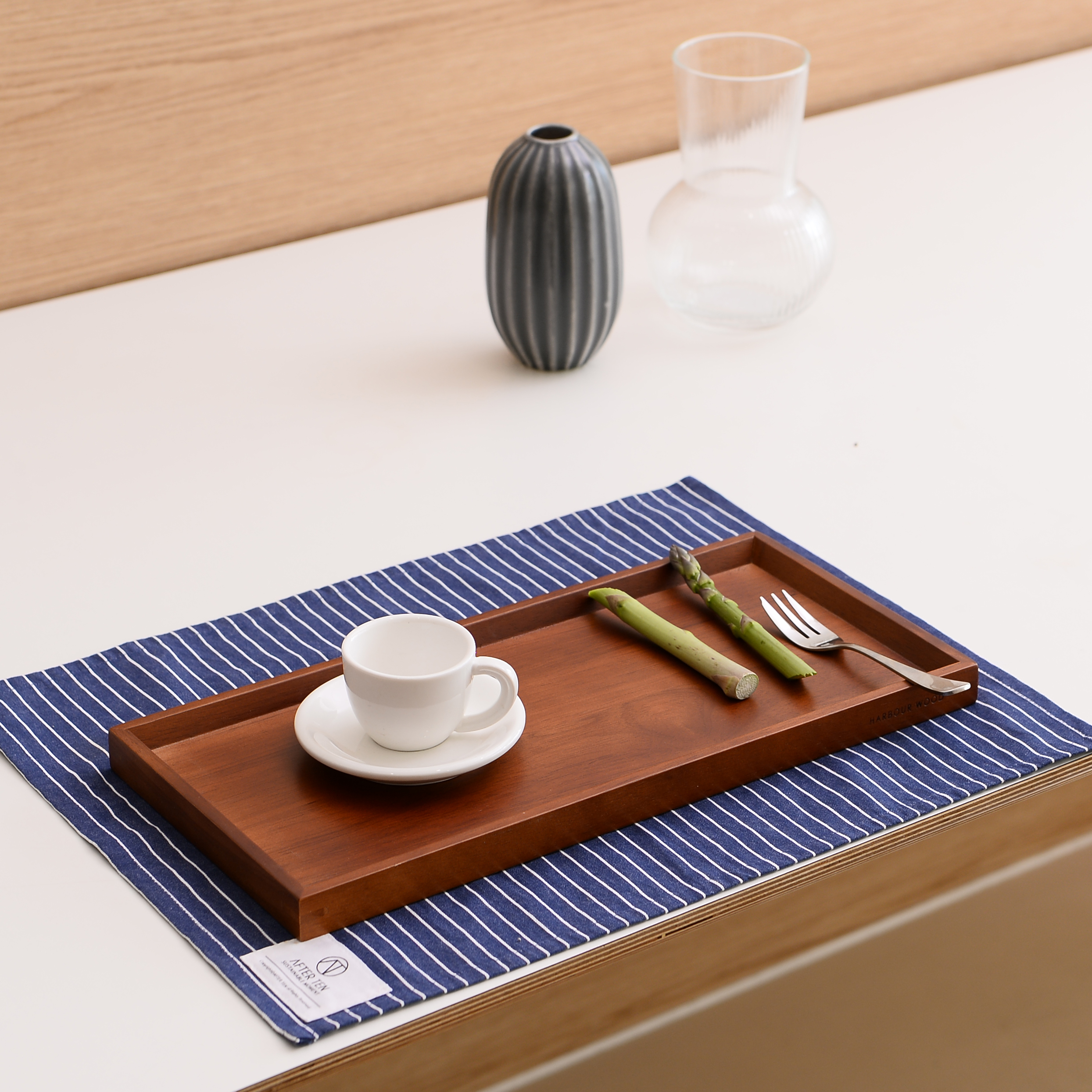 아이코닉하우스 하버 우드 사각 트레이 8,900원